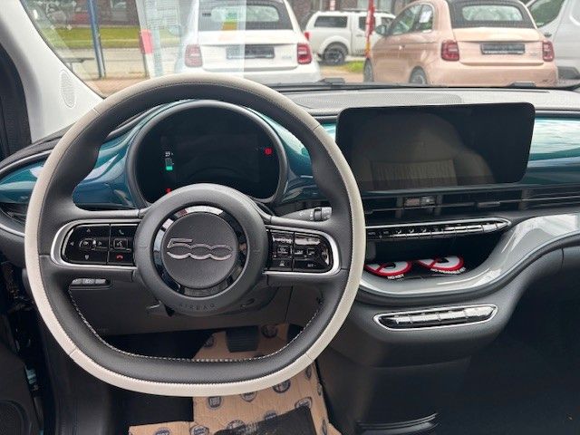 Fahrzeugabbildung Fiat 500e La Prima Cabrio 42 kWh einige Farben
