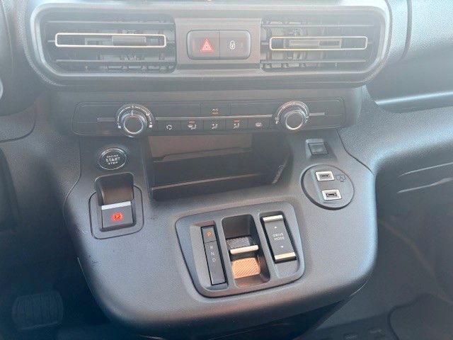 Fahrzeugabbildung Fiat Doblo E Cargo L1 50 kWh 100 kW